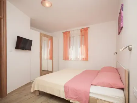 Villa Nicole : 10 personnes, piscine et vue mer à Banjole : photo 23