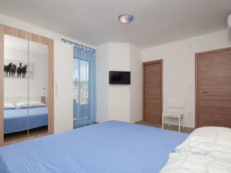 Villa Nicole : 10 personnes, piscine et vue mer à Banjole : photo 27