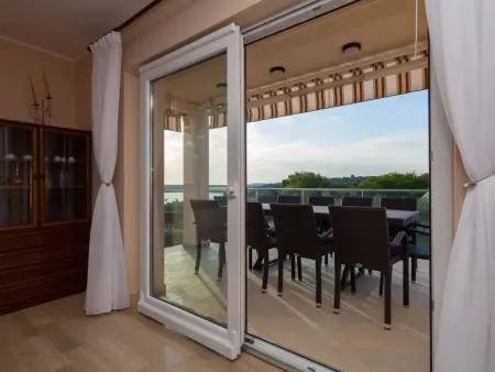 Villa Nicole : 10 personnes, piscine et vue mer à Banjole : photo 48