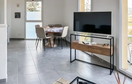 Appartement Grimaud, vue Château, balcon, proche plage : photo 4