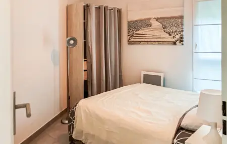 Appartement Grimaud, vue Château, balcon, proche plage : photo 9