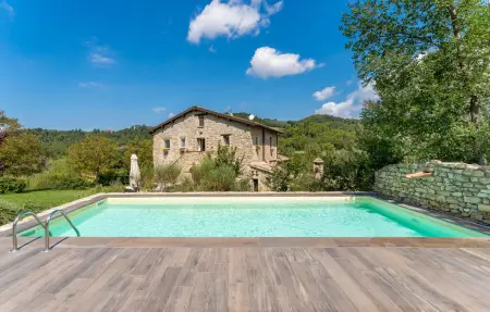 Maison en pierre 11 personnes, piscine et jacuzzi en Ombrie : photo 10