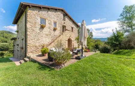 Maison en pierre 11 personnes, piscine et jacuzzi en Ombrie : photo 12