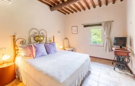Maison en pierre 11 personnes, piscine et jacuzzi en Ombrie : photo 27