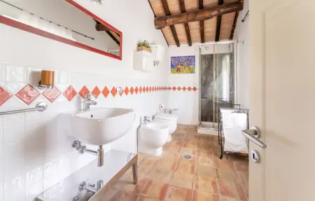 Maison en pierre 11 personnes, piscine et jacuzzi en Ombrie : photo 39