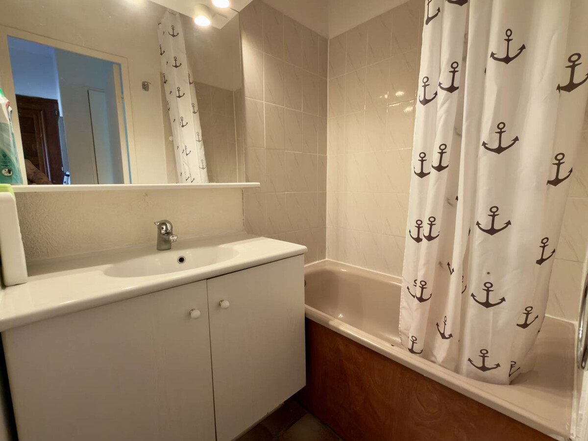 Appartement 2 pièces à 100m de la plage, piscine - Photo 7