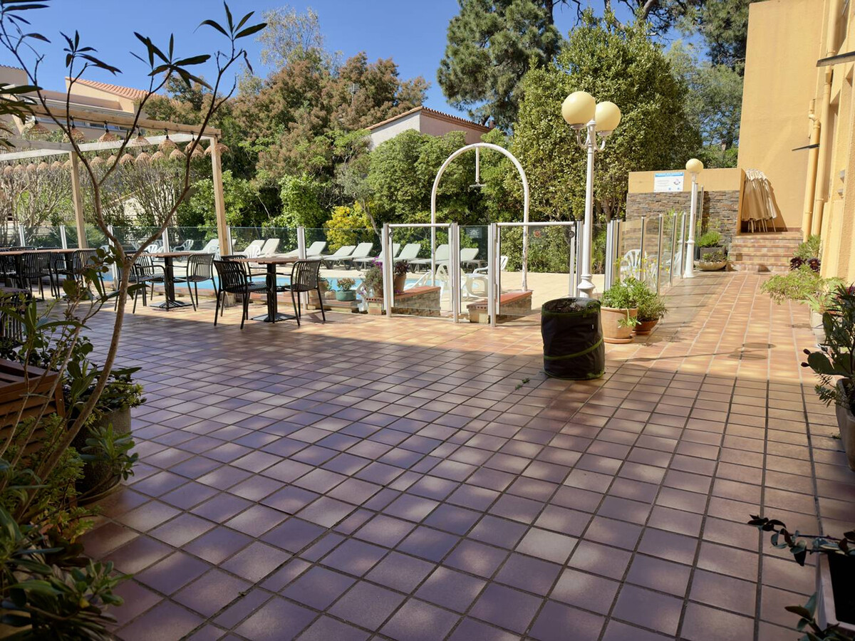 Appartement 2 pièces à 100m de la plage, piscine - Photo 9