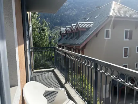 Appart 3 pièces balcon Sud-Ouest, vue Mont Joly : photo 11