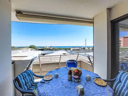 Apt 2 pièces Cap d'Agde, terrasse sud vue mer : photo 2