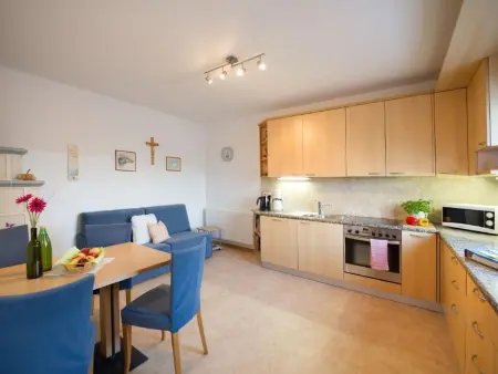Appartement Golden à Kaltern, vue montagne et terrasse : photo 2