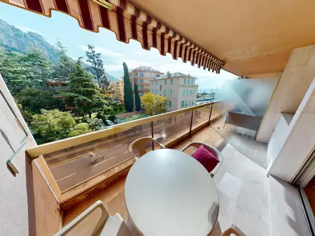 Studio 28m² avec terrasse et vue mer à Menton : photo 11