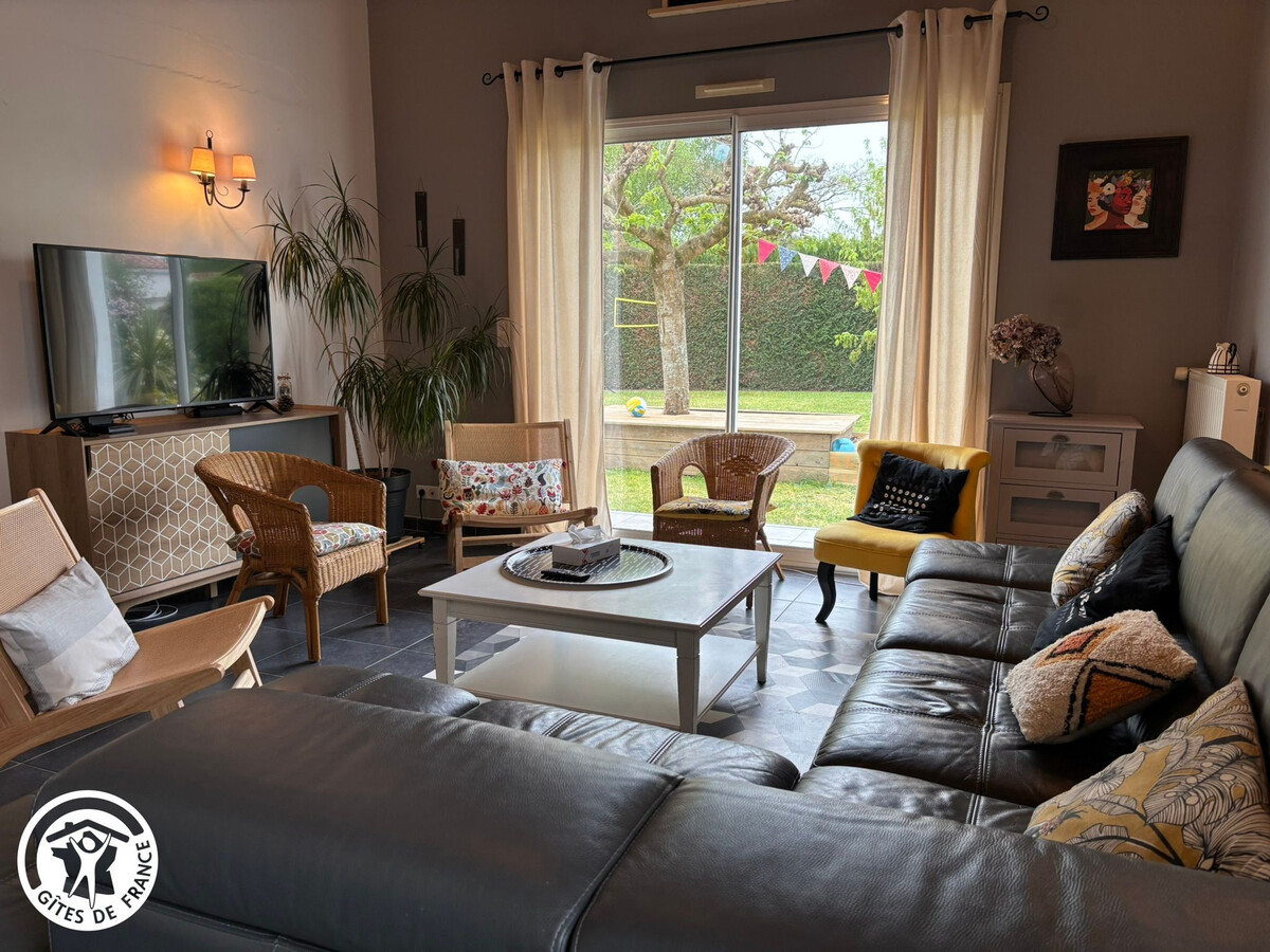 Gîte 12 personnes à Challans, 6 chambres, accès plages - Photo 3