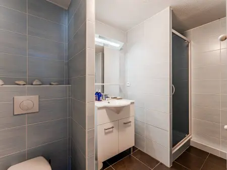 Appartement 84 m² à 200 m de la plage, parking : photo 3