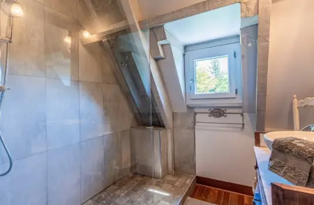 Villa avec piscine privée et jacuzzi à Vézac, 160 m² : photo 40