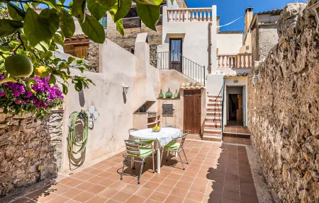 Puresa, maison pierre avec terrasses à Artà : photo 1