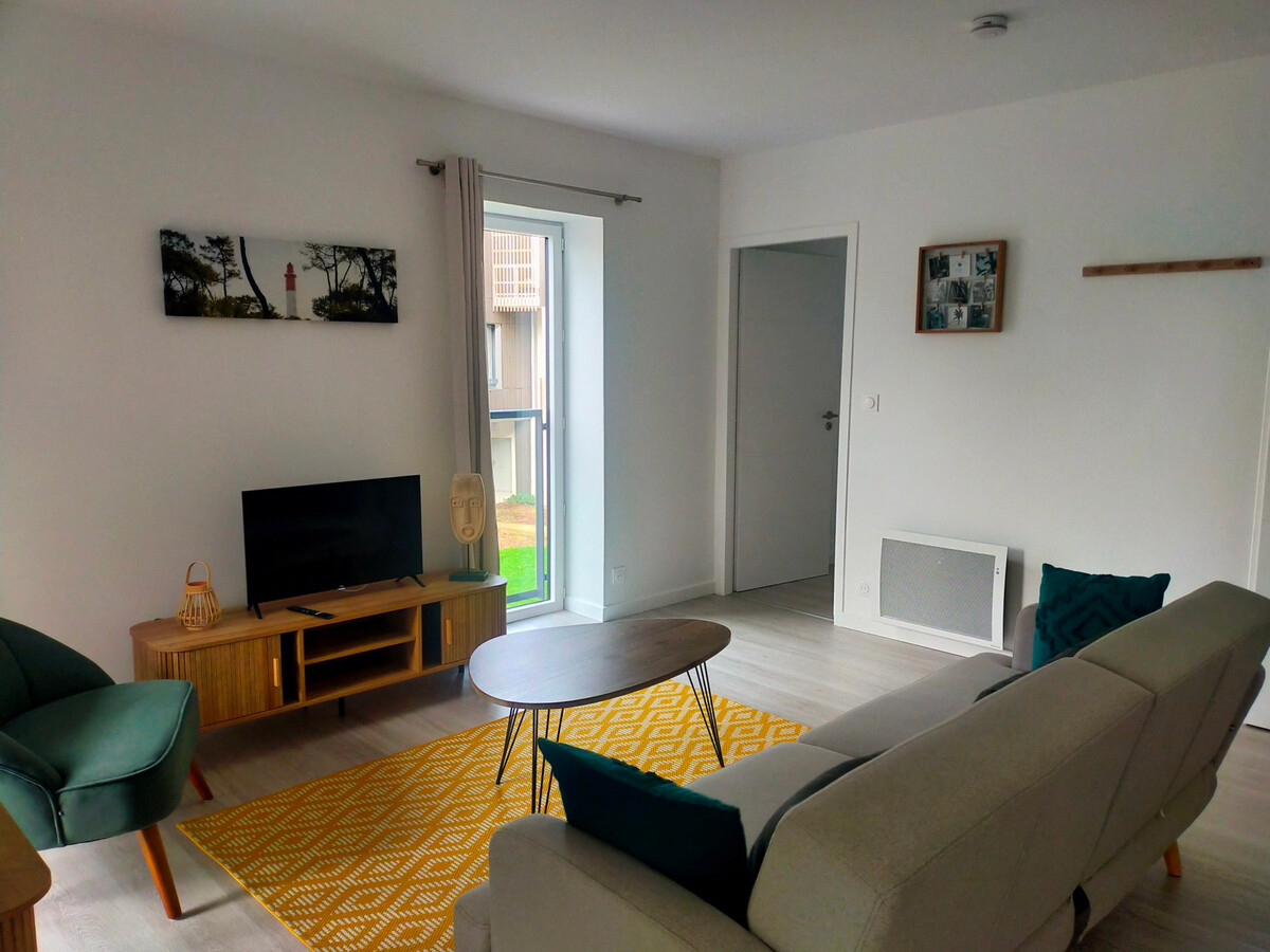 Appartement neuf avec terrasse au Palais - Photo 2