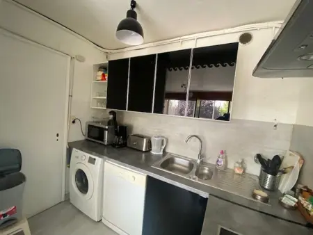 Studio climatisé avec loggia au Grau-du-Roi, parking : photo 7