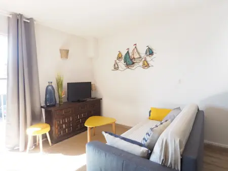 Appartement 3 pièces climatisé près de la plage : photo 3