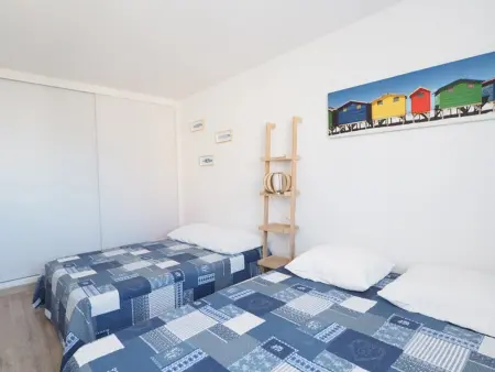 Appartement 3 pièces climatisé près de la plage : photo 5