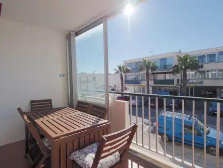 Appartement 3 pièces climatisé près de la plage : photo 8