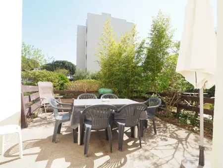 Studio rénové avec jardinet et parking à La Grande-Motte : photo 2