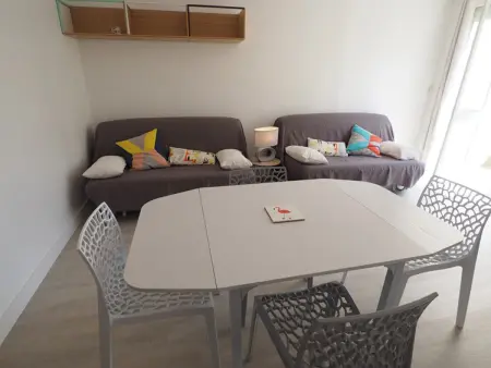 Studio rénové avec jardinet et parking à La Grande-Motte : photo 7