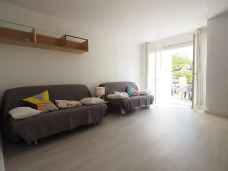 Studio rénové avec jardinet et parking à La Grande-Motte : photo 9
