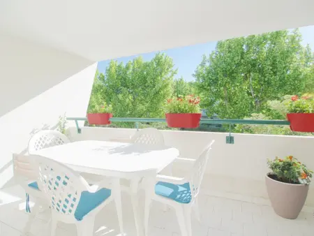 P2 cabine climatisé, parking et piscine à La Grande-Motte : photo 1