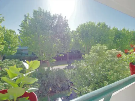 P2 cabine climatisé, parking et piscine à La Grande-Motte : photo 13