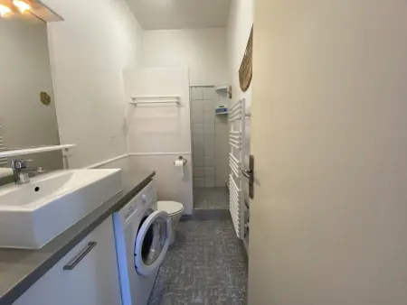 Appartement T2 climatisé avec terrasse au Grau-du-Roi : photo 8