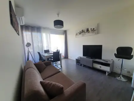2 pièces rénové, terrasse Sud-Ouest, parking - La Grande-Motte : photo 12
