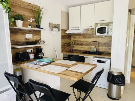 Studio cabine 4 pers. au Boucanet avec accès plage privé : photo 1