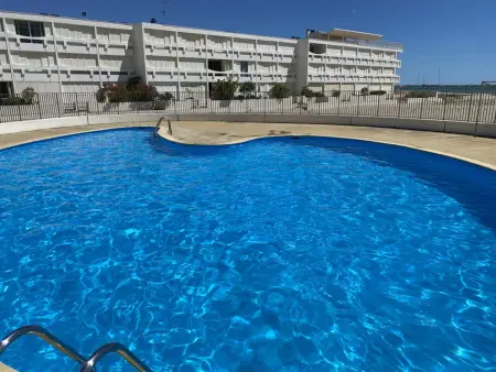 Studio cabine 4 pers. au Boucanet avec accès plage privé : photo 7