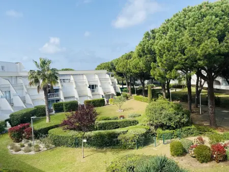 Studio cabine climatisé, terrasse port – Le Grau-du-Roi : photo 7