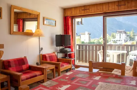 Appartement avec balcon vue montagne à Chamonix-Mont-Blanc : photo 1