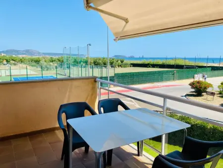 Appartement 2 chambres à 150 m de la plage, Fontclara : photo 2