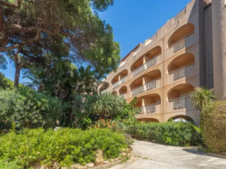 Studio Port de la Gavine I, vue mer à Hyères : photo 16