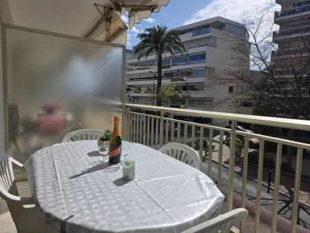 Appartement Presqu'Île : 2 pièces face à la mer à Cannes : photo 18