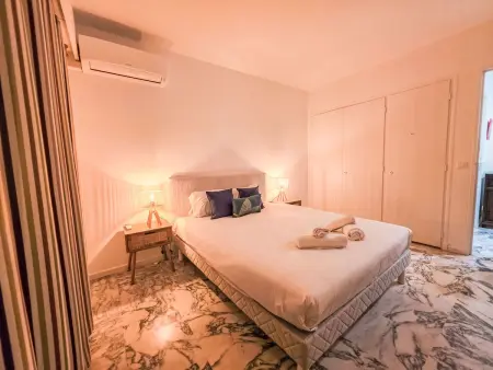 Appartement Presqu'Île : 2 pièces face à la mer à Cannes : photo 24