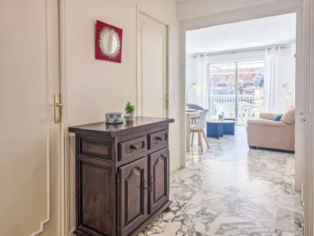 Appartement Presqu'Île : 2 pièces face à la mer à Cannes : photo 25