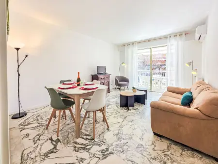 Appartement Presqu'Île : 2 pièces face à la mer à Cannes : photo 26