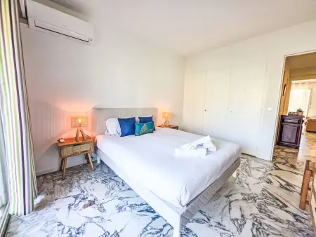 Appartement Presqu'Île : 2 pièces face à la mer à Cannes : photo 28