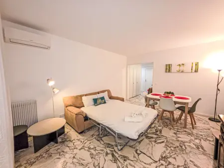 Appartement Presqu'Île : 2 pièces face à la mer à Cannes : photo 31