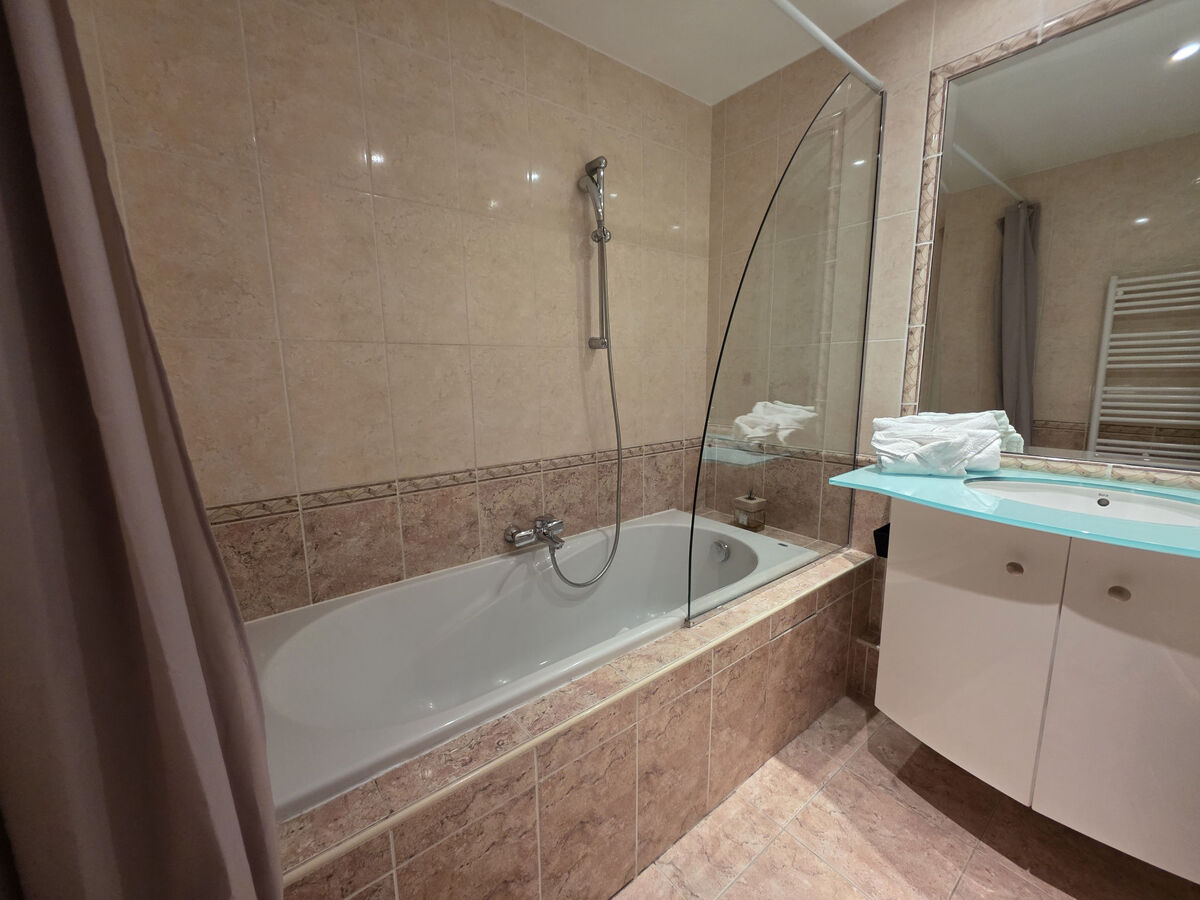 Appartement Royal Palm, 2 pièces vue mer à Cannes - Photo 13