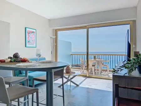 Appartement Le Grand Large, vue mer à Cagnes-sur-Mer : photo 2