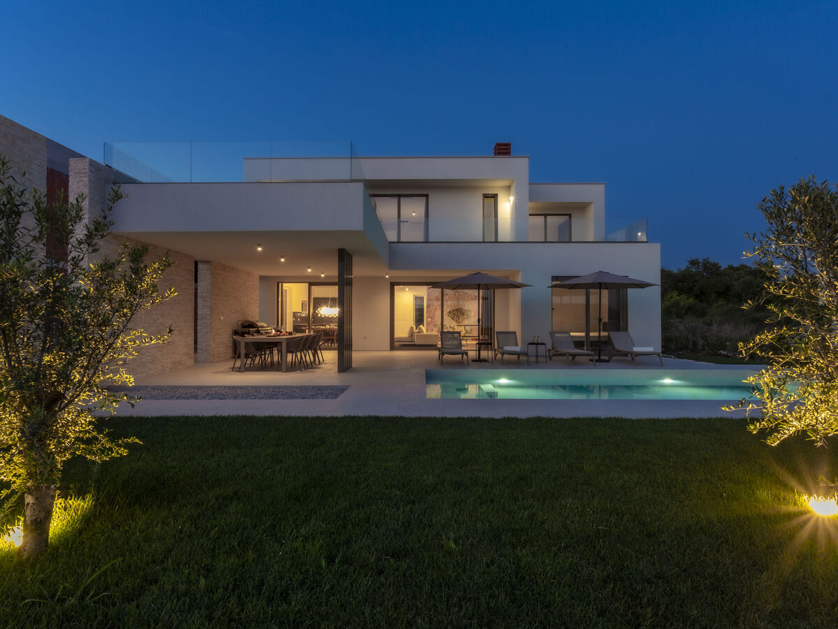 Villa Design Emily White, piscine privée à Rovinj - Photo 13