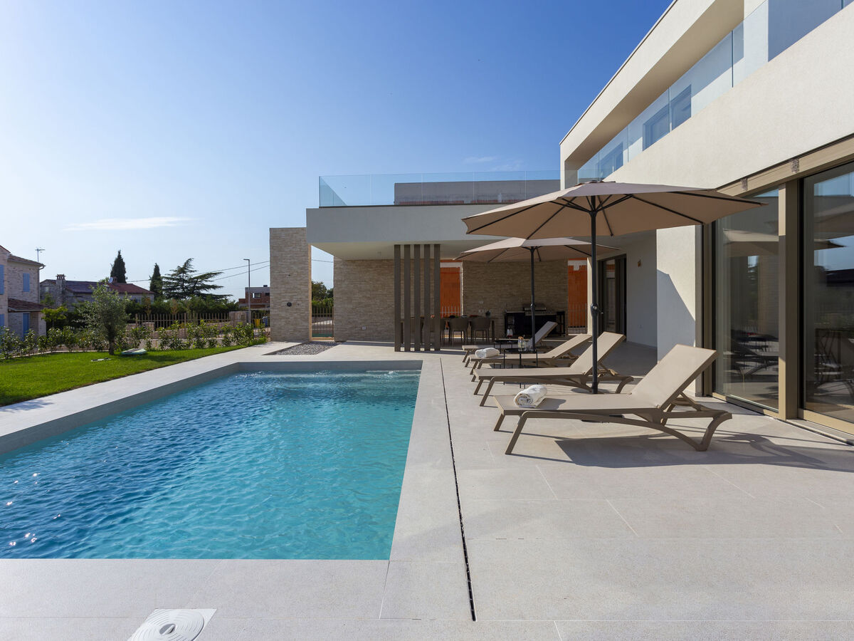 Villa Design Emily White, piscine privée à Rovinj - Photo 16