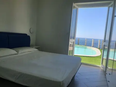 Pireo by DomusAway – Maison Costa Paradiso avec piscine : photo 2