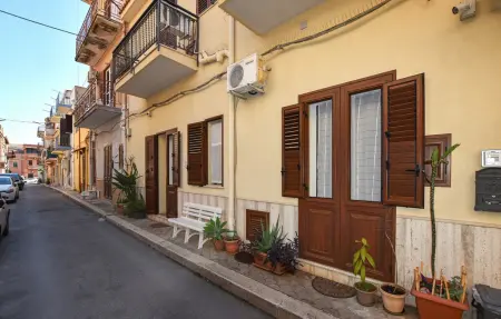Maison 2 chambres à Capaci, 800 m des plages