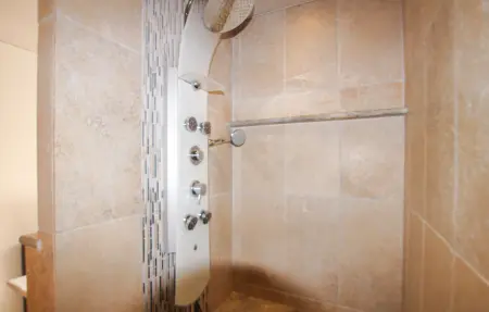 Bastide provençale avec piscine privée à Villes sur Auzon : photo 24